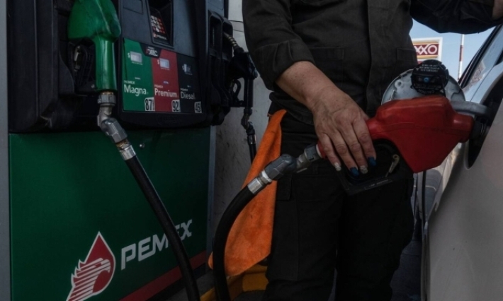 Hacienda retira subsidio a gasolina; consumidores pagarán más por litro