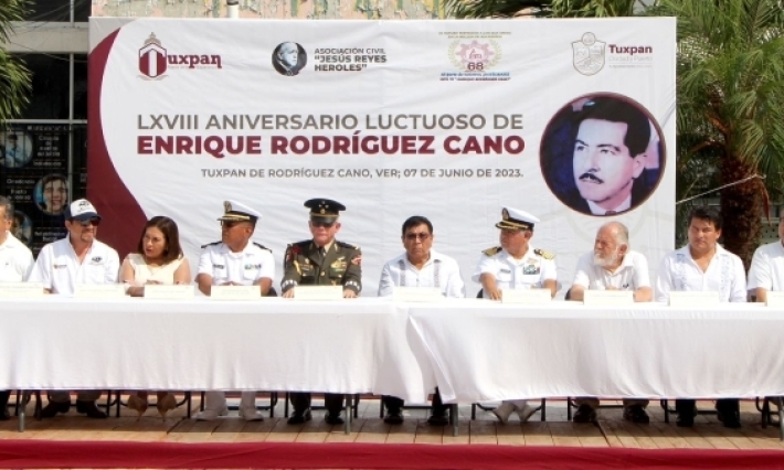 Tuxpan rinde homenaje a Enrique Rodríguez Cano