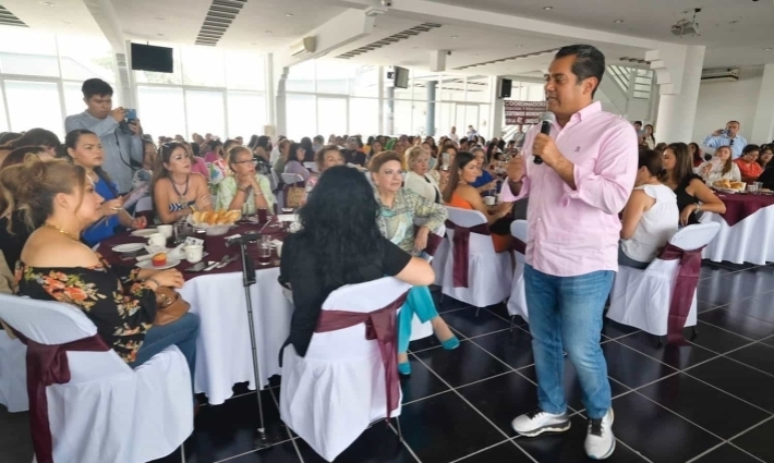 Desarrollo económico y vida libre de violencia para las mujeres de Veracruz: Sergio Gutiérrez Luna