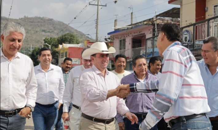 Tarifas eléctricas no bajaron en Veracruz, productores pierden: Pepe Yunes 