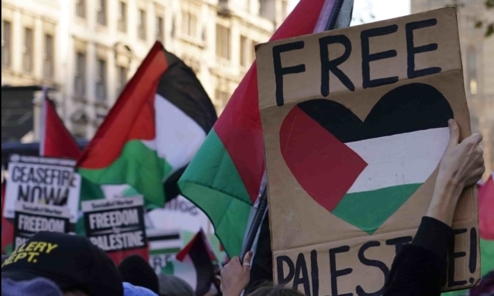 Marchan en Londres y Berlín exigiendo alto al fuego en Gaza
