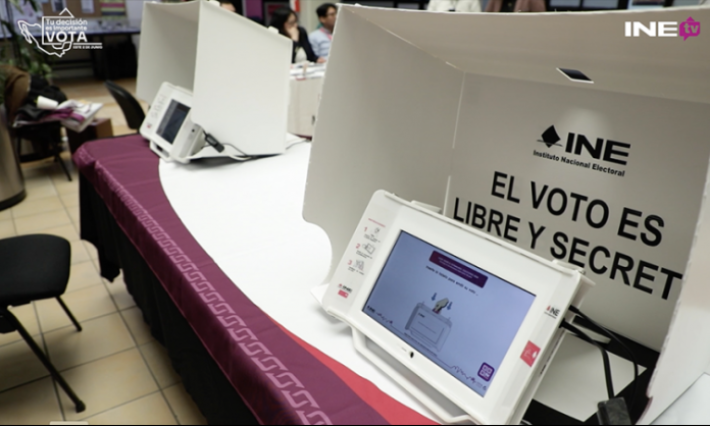 INE extiende plazo para correcciones en registro de votantes en el extranjero