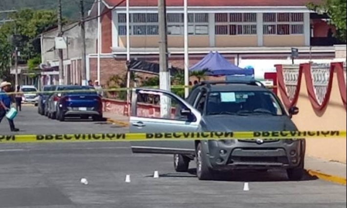 Exalcalde de Tlilapan es asesinado a balazos frente al Palacio Municipal