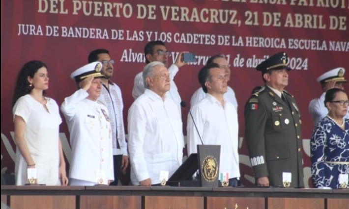 Encabeza AMLO 110 aniversario de la gesta heroica de Veracruz