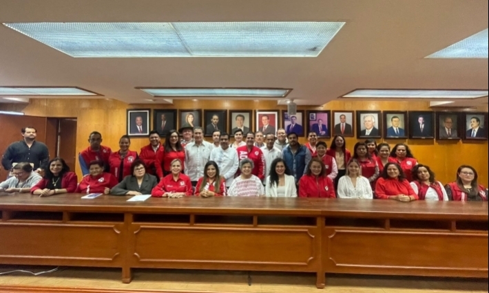 Se reúne dirigencia del PRI Veracruz, con candidatas y candidatos a las diputaciones locales plurinominales