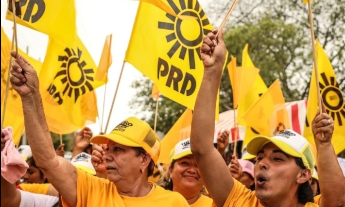 Celebra PRD 35 años y define su futuro en elecciones del 2 de junio
