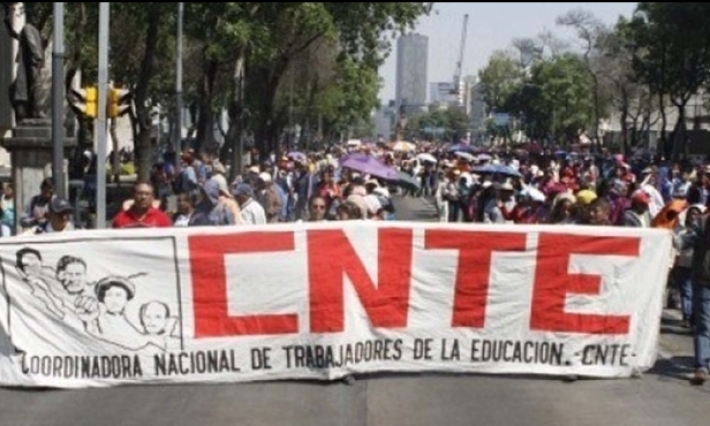 Inician paro de labores casi 200 mil maestros en México hasta nuevo aviso