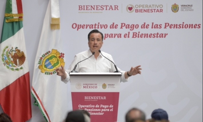 El gobierno de Cuitláhuac García sigue el mismo esquema de desvío de recursos que Duarte